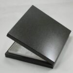 SİYAH 16'LI ÇİKOLATA KUTUSU 23x22 cm - Görsel 2