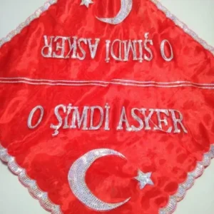 10'lu O Şimdi Asker Yazılı Pullu Kırmızı Kına Örtüsü