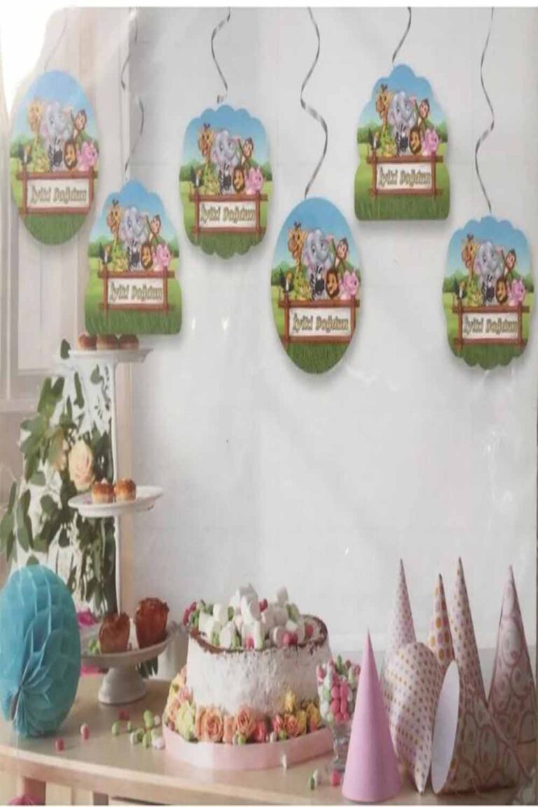 TAVAN SÜSÜ KARAKTERLİ SAFARİ
